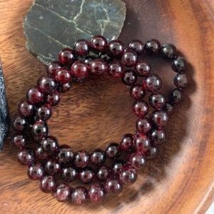 Original Garnet Crystal Bracelet | Healing Crystal Energy Stone Quartz Chakra Gemstone for Success, Health, Manifestation, Self-Esteem, Money and Chakra Healing for Men and Women